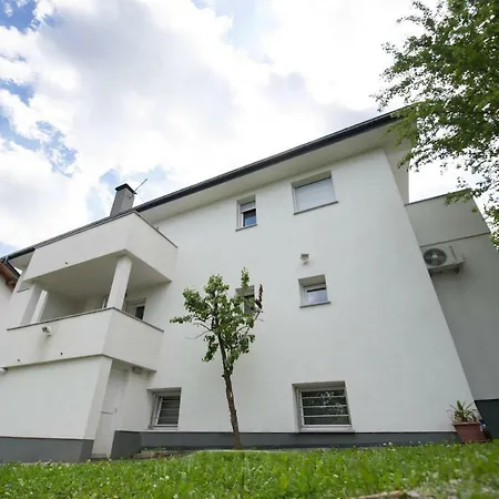 Aurora Zagreb Apartment Exterior photo