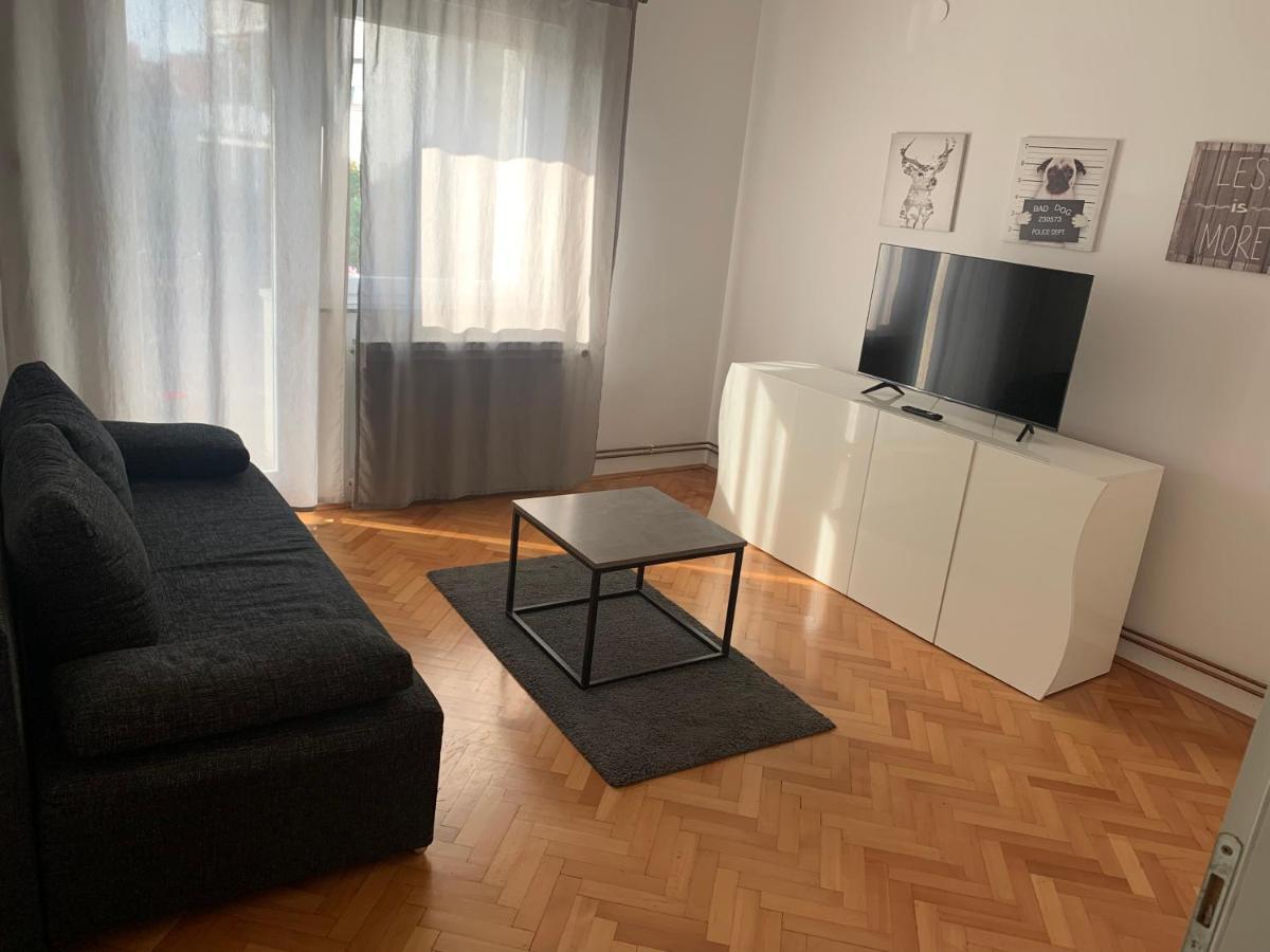 Aurora Apartment